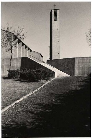Evangelisches Gemeindezentrum, Herford: Freitreppe