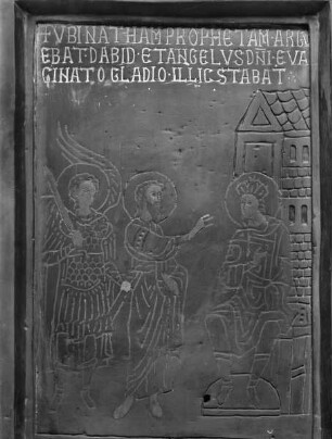 Tür des Hauptportals, linke Seite, Detail: Der Prophet Nathan ermahnt König David, links ist der Erzengel Michael zu sehen (Reihe 3, Tafel 2)