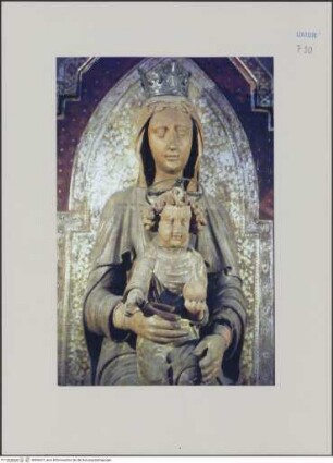 Thronende Maria mit segnendem Kind