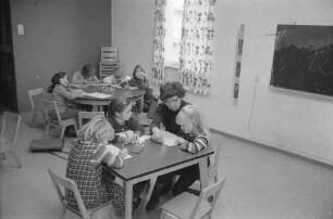 Nutzung des Kindergartens der Bellenäckersiedlung durch Schüler für Hausaufgabenbetreuung.