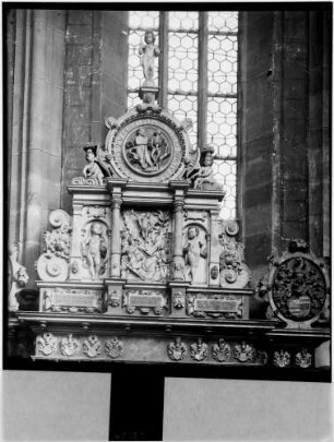 Wertheim Evangelische Stiftstkirche Chor Löwensteinsche Grabkapelle Doppelgrabmal Graf Georg von Isenburg (gestorben 1577) und seiner Ehefrau Barbara von Wertheim (gestorben 1600)