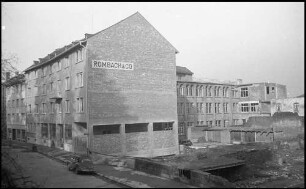 Freiburg: Neubau Verlagshaus Rombach & Co., vom Colombi Park