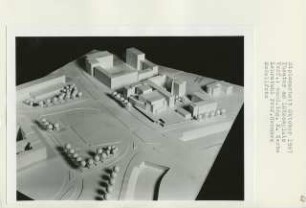Theater am Lützowplatz, Berlin-Tiergarten (Diplomarbeit bei Bernhard Hermkes): Modellfoto