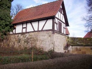 Gade über Steinkeller zur Ortsseite