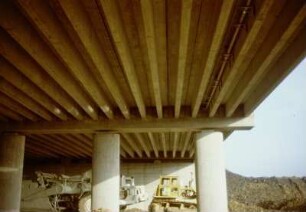 Autobahnkreuzungs-bauwerk, Gambach