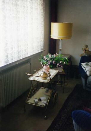 Servierwagen im Wohnzimmer