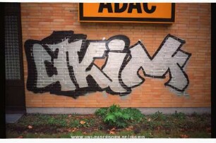 aKiM