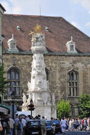 Budapest - Heiligensäule auf dem Burgberg : Heiligensäule auf dem Burgberg. Aufgenommen in Budapest am 13. Juni 2011