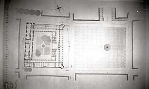 Grund, Peter; Bromberg, General - v. - Kluge - Platz; Rathaus und Platzanlage - Grundriss