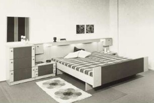Flachstrecke mit integriertem Doppelbett