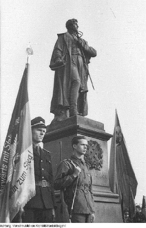 Dresden, Georgplatz, Theodor-Körner-Denkmal, Wiederaufstellung, 18. Oktober 1952