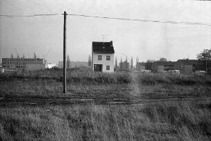 Bebauung der Bert-Brecht-Straße in Daxlanden mit Einfamilienhäusern
