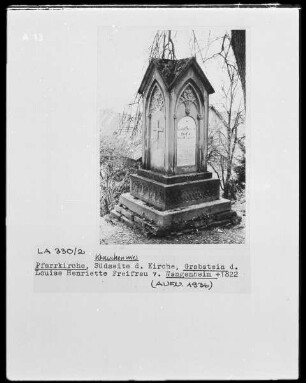 Grabstein der Louise Henriette Freifrau von Wagenheim