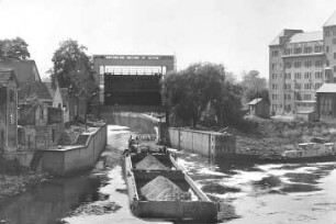 Bernburg. Großmühle und Schleuse, Ansichtskarte