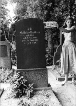 Grabstein 526