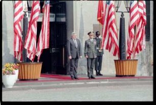 Fotografie: Offizielle Verabschiedung von John Kornblum, US-Gesandter in West-Berlin