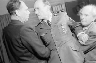 Schlossparktheater Berlin-Steglitz: "Die Verschwörung" von Walter Erich Schäfer; Inszenierung von Boleslaw Barlog