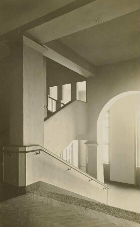 Geithain. Paul-Guenther-Schule : Geithain. Treppenhaus der Paul-Guenther-Schule
