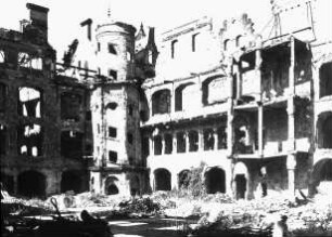 Dresden, ehem. Residenzschloss; Großer Schlosshof
