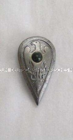 WHW-Abzeichen, Germanische Schilde: Deutsch, 1195-1196, 2. Reichsstraßensammlung vom Oktober 1941
