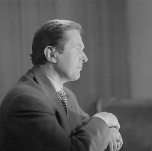 Porträt des Sängers Hans-Georg Nowotny