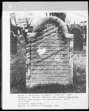 Grabstein von Gittel, Ehefrau des Lipmann Wertheim, Tochter des Koppel aus Nickelsburg (gestorben 1745.08.20)