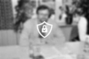Kreisversammlung der Gewerkschaft der Polizei (GdP) Stormarn: stellvertretender Landesvorsitzender der GdP [Name maskiert] an Tisch: 6. November 1998