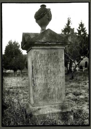 Friedhof. Grabstein Kath. Christmann, 1844
