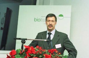 Freiburg im Breisgau: Wirtschaftsminister Walter Döring bei der Firma Bio-Tissue