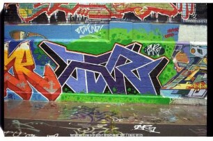 zaR