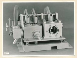 Bauteil Elektronenmikroskop, Foto 1958
