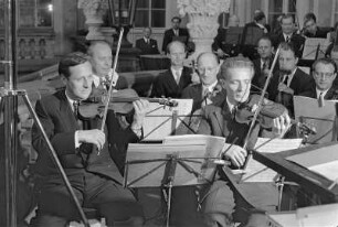Serenade im Dresdner Zwinger mit Rundfunk-Sinfonieorchester Leipzig? unter Heinz Bongartz. Orchester