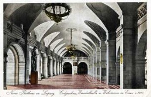 Neues Rathaus zu Leipzig : Erdgeschoss, Wandelhalle m. Wehrmann in Eisen v. 1916