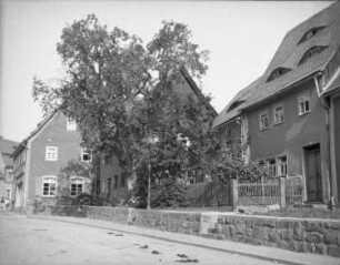 Neustadt in Sachsen, Wohnhäuser, Straßenansicht