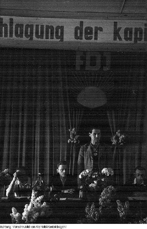 Dresden, Pieschen, Goehlewerk (1947-1962 Sachsenverlag), Riesaer Straße 32. 1. Kreiskonferenz der FDJ, Mai 1946