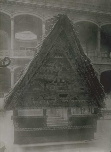 "Un modèle de maison (sombre), Palau"