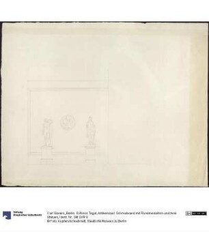 Berlin. Schloss Tegel, Antikensaal. Schmalwand mit Rundmedaillon und zwei Statuen