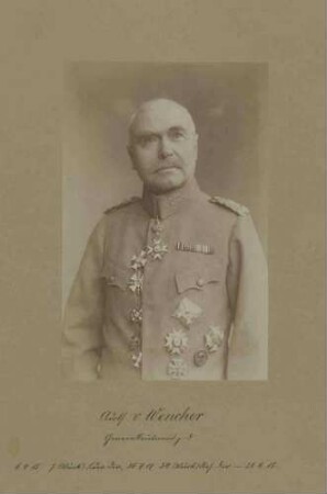 Adolf von Wencher, Generalleutnant zur Disposition, Kommandeur der 54. Württ. Res. Division von 1917-1918 in Uniform mit Orden, Brustbild