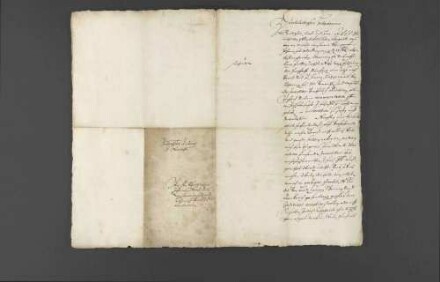 Reise des Rheingrafen Johann Philipps nach Paris und Zusammenkunft mit dem Erzbischof von Reims, Charles de Lorraine-Guise, woraufhin Herzog Christoph von Württemberg den Residenten in Paris, Paul von Rammingen, einschaltet.