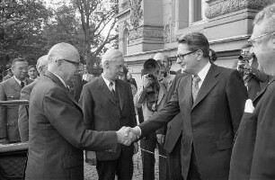 Besuch des scheidenden Bundespräsidenten Dr. Gustav Heinemann in Karlsruhe im Rahmen seiner Abschiedsreise durch die Bundesländer
