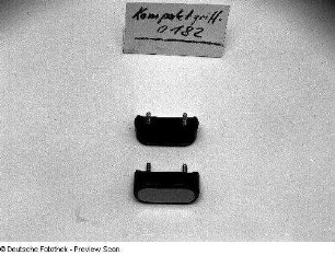 Kompaktgriff (Modell 0182) : Zwei Kompaktgriffe (Modell 0182) für Möbel