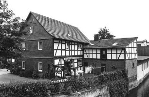 Wohnhaus (Einhaus, Fachwerk); Frankenberg, Wilhelmstraße 1