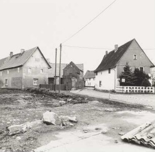 Ansicht mit Gehöften (Nr. 7 und 11)