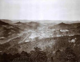 Blick von der Madenburg in die Vogesen,
