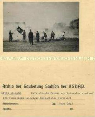 Fahnen- und Bücherverbrennung in Leipzig