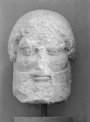 Kopf einer Dionysos-Statue