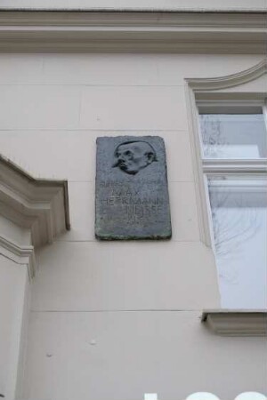 Porträtrelief Max Herrmann-Neisse