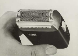 Braun Elektrorasierer "sixtant SM 31" von Gerd Alfred Müller und Hans Gugelot