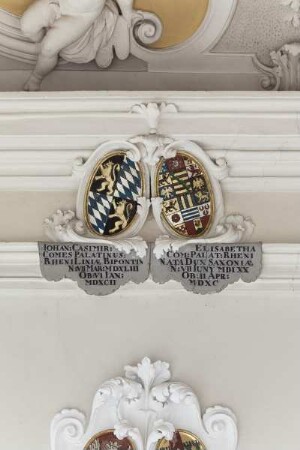 Wappenpaare in Kartuschen — Wappen des Pfalzgrafen Johann Casimir von Pfalz-Simmern (1543-1592) und seiner Ehefrau Elisabeth von Sachsen (1552-1590)