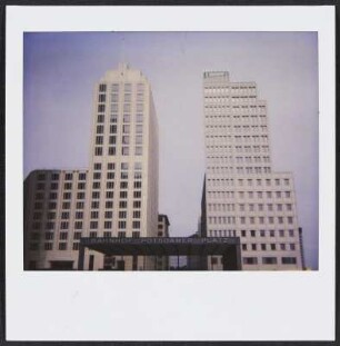 Hochhäuser am Bahnhof Potsdamer Platz